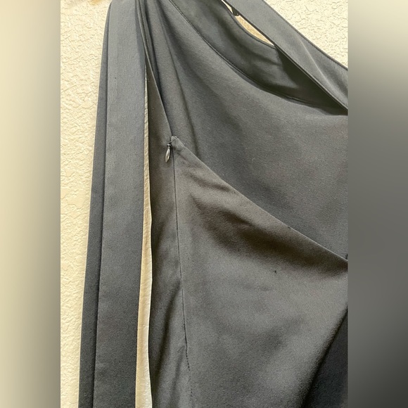 Cult Gaia Florence One-Shoulder Satin Black Gown 000/209 - Picture 5 of 10